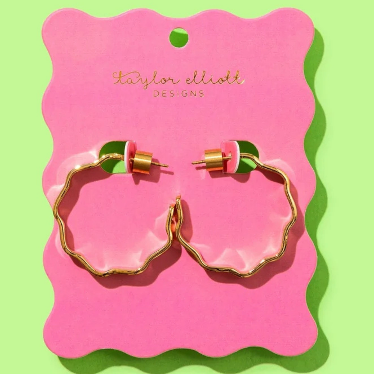 Cassie Wavy Hoop Earrings