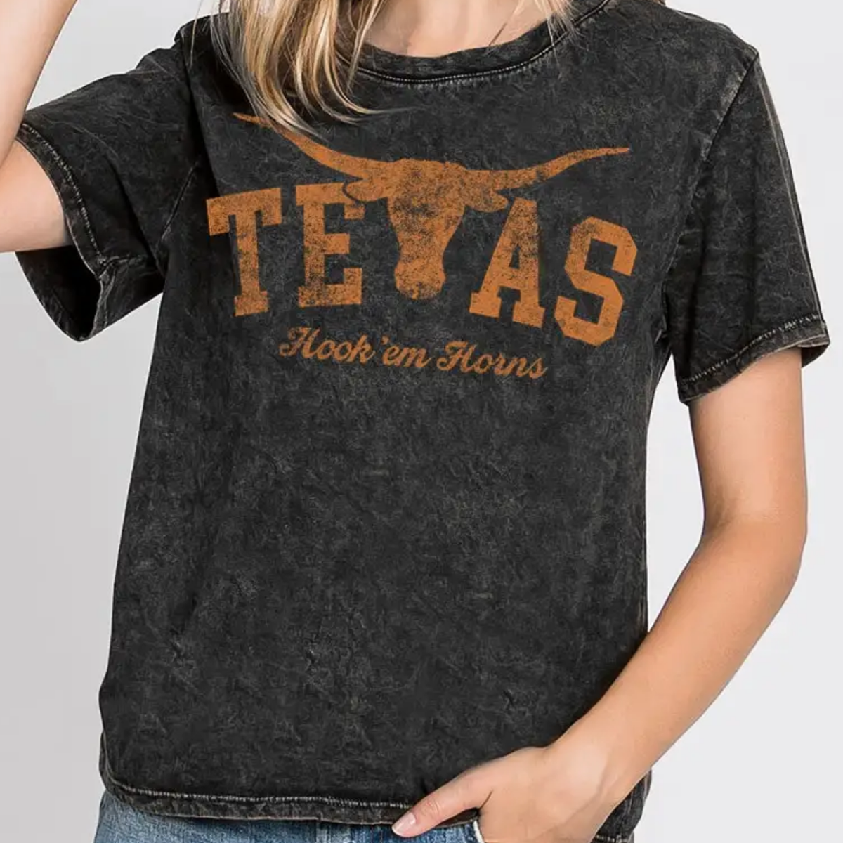 Texas Hook 'Em Horns Mineral Wash Graphic T-Shirt